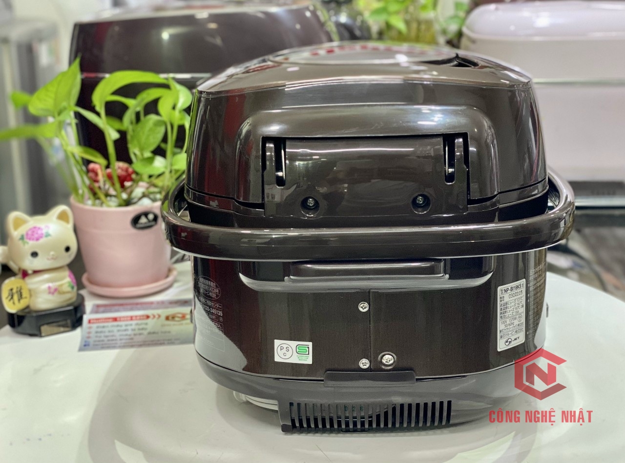 Nồi cơm điện cao tần áp suất Zojirushi NP- BI18KS