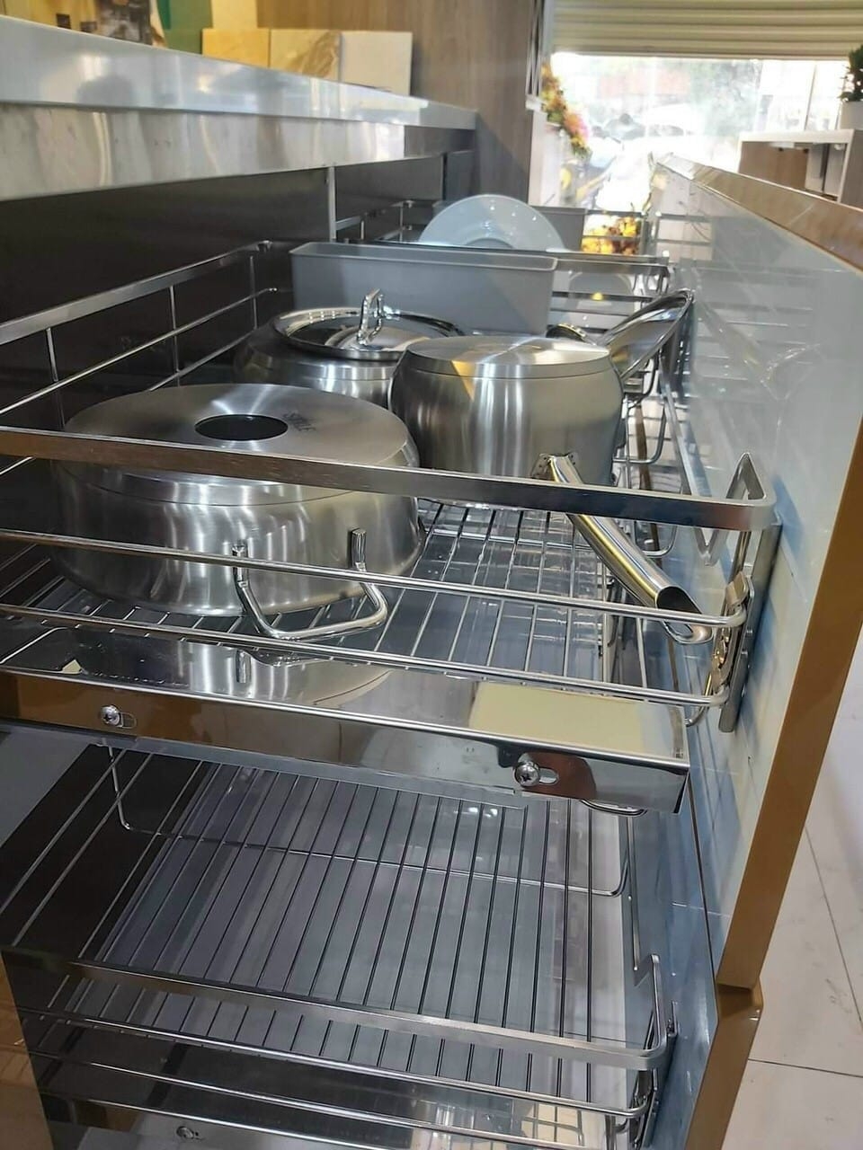 Phụ kiện tủ bếp đẹp