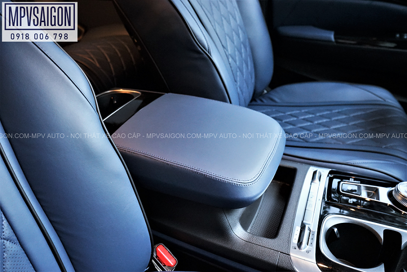 Nâng cấp ghế Maybach và thay da nội thất mới cho CARNIVAL