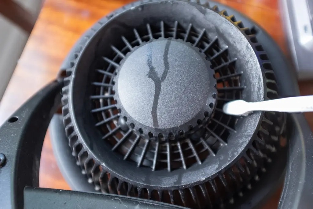 Cánh đảo gió máy lạnh không quay? 7 nguyên nhân và cách xử lý