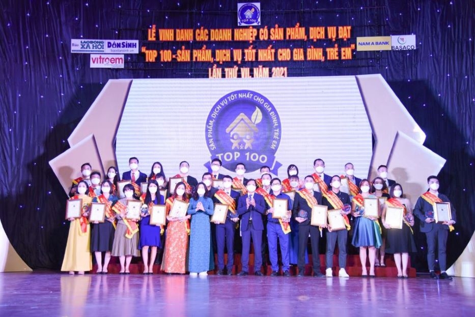 Bộ sản phẩm Thiết bị nhà bếp cao cấp Nagakawa đạt “Top sản phẩm dịch vụ tốt nhất cho gia đình và trẻ em” năm 2021