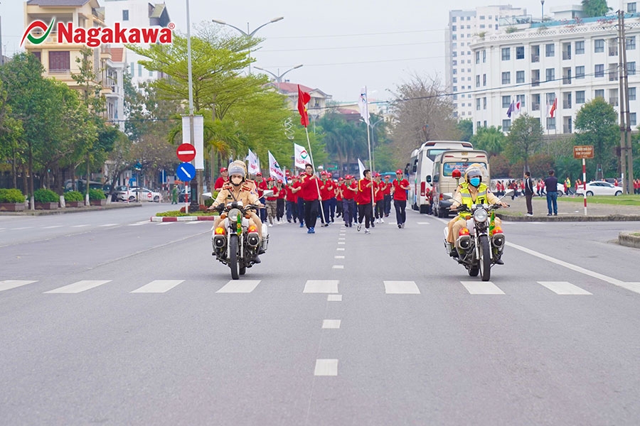 Sôi động giải chạy Nagakawa khỏe để lập nghiệp và giữ nước