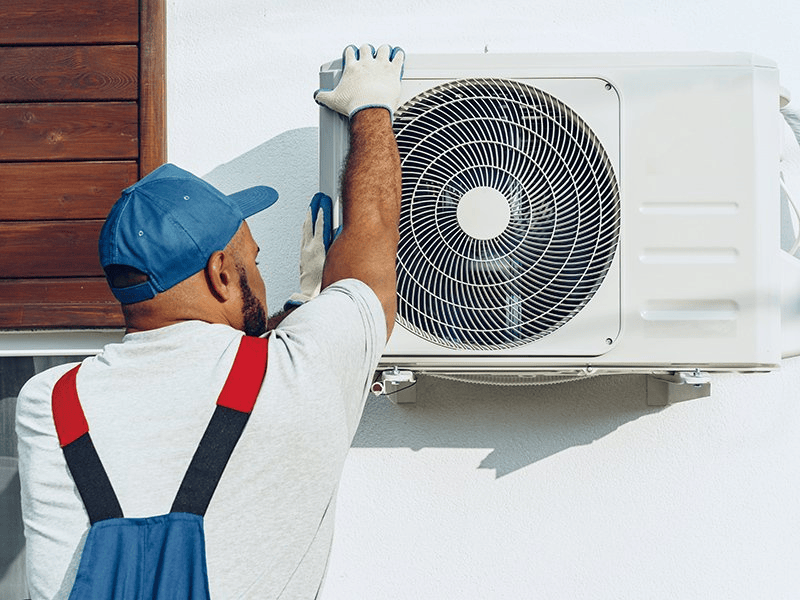 Hướng dẫn cách vệ sinh cục nóng máy lạnh AN TOÀN, ĐÚNG CHUẨN