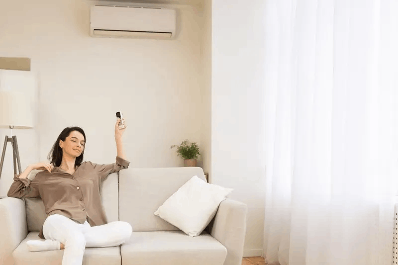 Máy lạnh tắt mở liên tục có hao điện không? Giải đáp và mẹo tiết kiệm điện