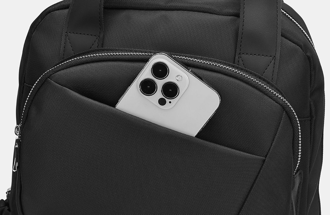 Được chế tác từ chất liệu vải Oxford cao cấp, LECOS - LBH9 mang đến cảm giác mềm mại, bền bỉ và dễ dàng vệ sinh