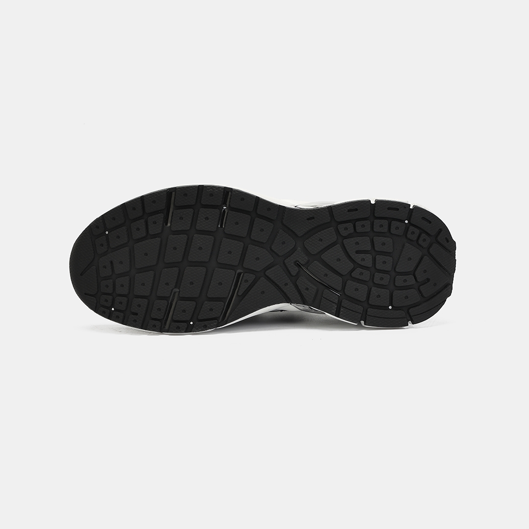 Đế cao su bám sàn tốt, chống trơn trượt, phù hợp cho sinh hoạt hằng ngày, đi làm, đi chơi hoặc vận động nhẹ, đồng thời dễ phối đồ theo phong cách năng động, hiện đại.