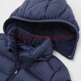 ao-phao-sieu-nhe-baby-uniqlo-mu-thao-roi