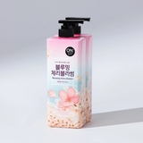 Sữa Tắm ON THE BODY Cherry Blossom Body Wash 500g