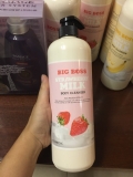Sữa tắm hương dâu Foodaholic Big Boss Strawberry Milk Body Cleanser 1000ml