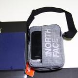Túi đeo The North Face ghi TNFG001