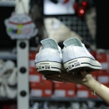 Outlet Converse rubber thấp cổ da ghi COUT040