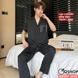 bo-pijama-nam-tay-ngan-quan-dai-lua-luxury-cao-cap-mac-ngu-thoai-mai-qm901