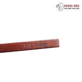Đũa gỗ khắc tên