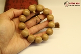 Vòng gỗ Đàn Hương Ấn Độ 18mm - 13 hạt trên 100 năm tuổi