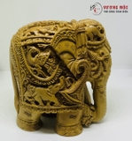 Voi chạm khắc gỗ đàn hương