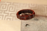 VÒNG TAY GỖ TỬ ĐÀN LÁ NHỎ ẤN ĐỘ – BẢN DẸT LÁCH VUÔNG 16MM
