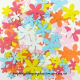 Hoa giấy nhí trang trí thiệp, thủ công cho mọi lứa tuổi - Túi 150 bông - QC52