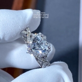 EM153 - Nhẫn cầu hôn, heart cut, 1.0 carat - Lucy Jewelry