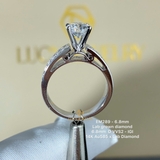 EM289 - Nhẫn cầu hôn, round cut, 6.8mm - Lucy Jewelry