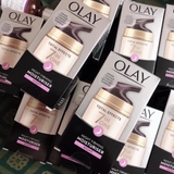 Kem dưỡng ẩm chống lão hoá Olay Total Effects 7inOne