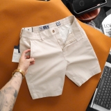 Quần short kaki lưng thun Dusty Tailor màu kem