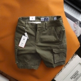 Quần short kaki túi hộp Dusty Tailor màu rêu