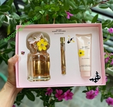 Gift set Marc Jacobs Daisy Eau So Fresh EDT (3pcs) - MADE IN FRANCE.