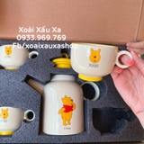 Bộ ấm trà + 4 tách trà sứ gấu Pooh FULLBOX