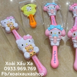 LƯỢC GAI/GƯƠNG CẦM TAY KITTY-MELODY SANRIO