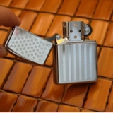 Zippo Mỹ khắc cờ Mỹ