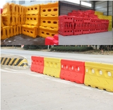 Dải phân cách nhựa chứa nước 007