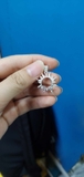 Mặt dây chuyền mặt trời