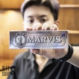 Kem Đánh Răng Marvis Whitening Mint