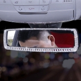Gương chiếu hậu trong xe ô tô đính đá