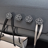 Móc treo đồ ô tô hoa trà dán trang trí nội thất xe siêu xinh