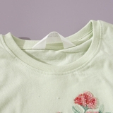 ao-thun-xanh-theu-hoa-hang-h-m-xuat-xin-cho-be