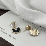 bong-tai-trai-tim-hoa-den-hang-kate-spade-xuat-cho-nu