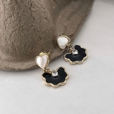 bong-tai-trai-tim-hoa-den-hang-kate-spade-xuat-cho-nu