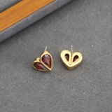 bong-tai-trai-tim-da-mau-hang-kate-spade-xuat