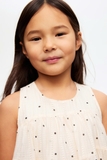 dam-tang-xep-ly-hoa-tiet-hang-h-m-xuat-xin-cho-be