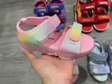 sandals-hong-quai-dan-hang-primark-xuat-cho-be