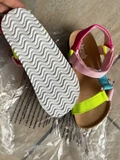 sandals-phoi-mau-hang-brash-xuat-cho-be-va-me