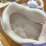 giay-sneakers-tim-co-den-hinh-anna-elsa-hang-disney-frozen-xuat-cho-be