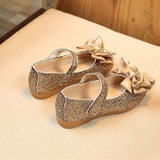 giay-bup-be-nhu-mau-phoi-no-cho-be