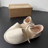 giay-sandals-quai-dan-de-coi-hoa-nhi-hang-mayoral-xuat-cho-be