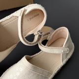 giay-sandals-quai-dan-de-coi-hoa-nhi-hang-mayoral-xuat-cho-be
