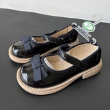 giay-xanh-den-no-anh-nhu-da-bong-quai-dan-hang-futurino-xuat-cho-be