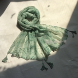 khan-choang-hoa-tiet-phoi-tua-rua-hang-xuat-au