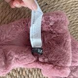 khan-len-choang-co-giu-am-cho-be-va-me-hang-zara-xuat