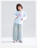 quan-jean-dai-theu-hoa-tiet-form-suong-cho-be